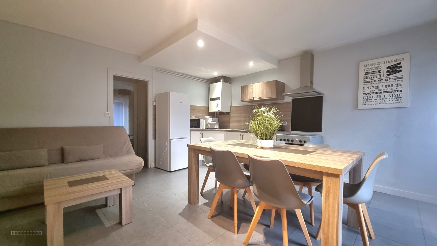 Superbe appartement meublé moderne T3 de 50m2 à Louer à Dole - Rue des Commards — photo 8