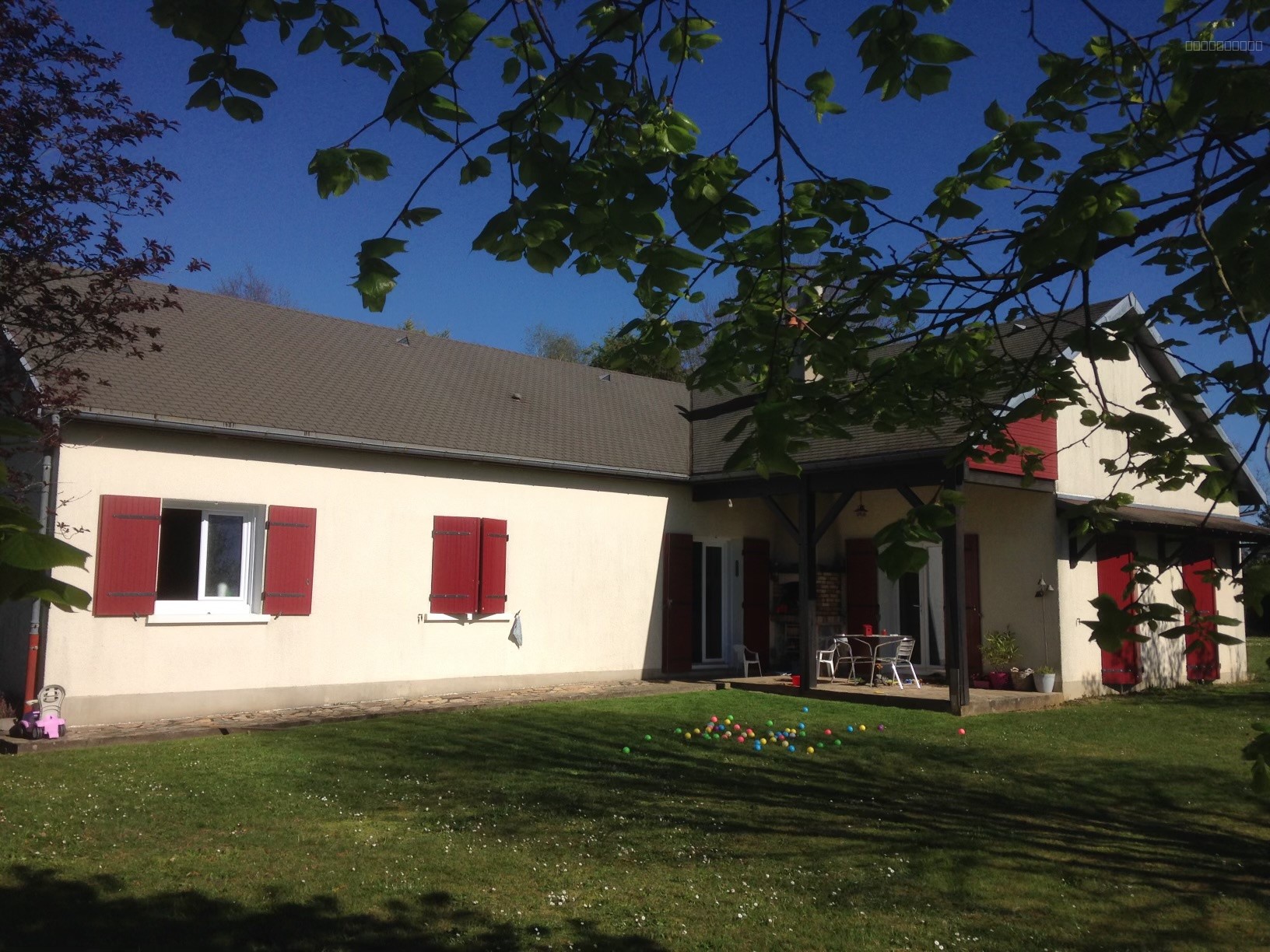 Maison familiale de 135 m2 avec dépendance sur terrain arboré à VEYRAC — photo 3