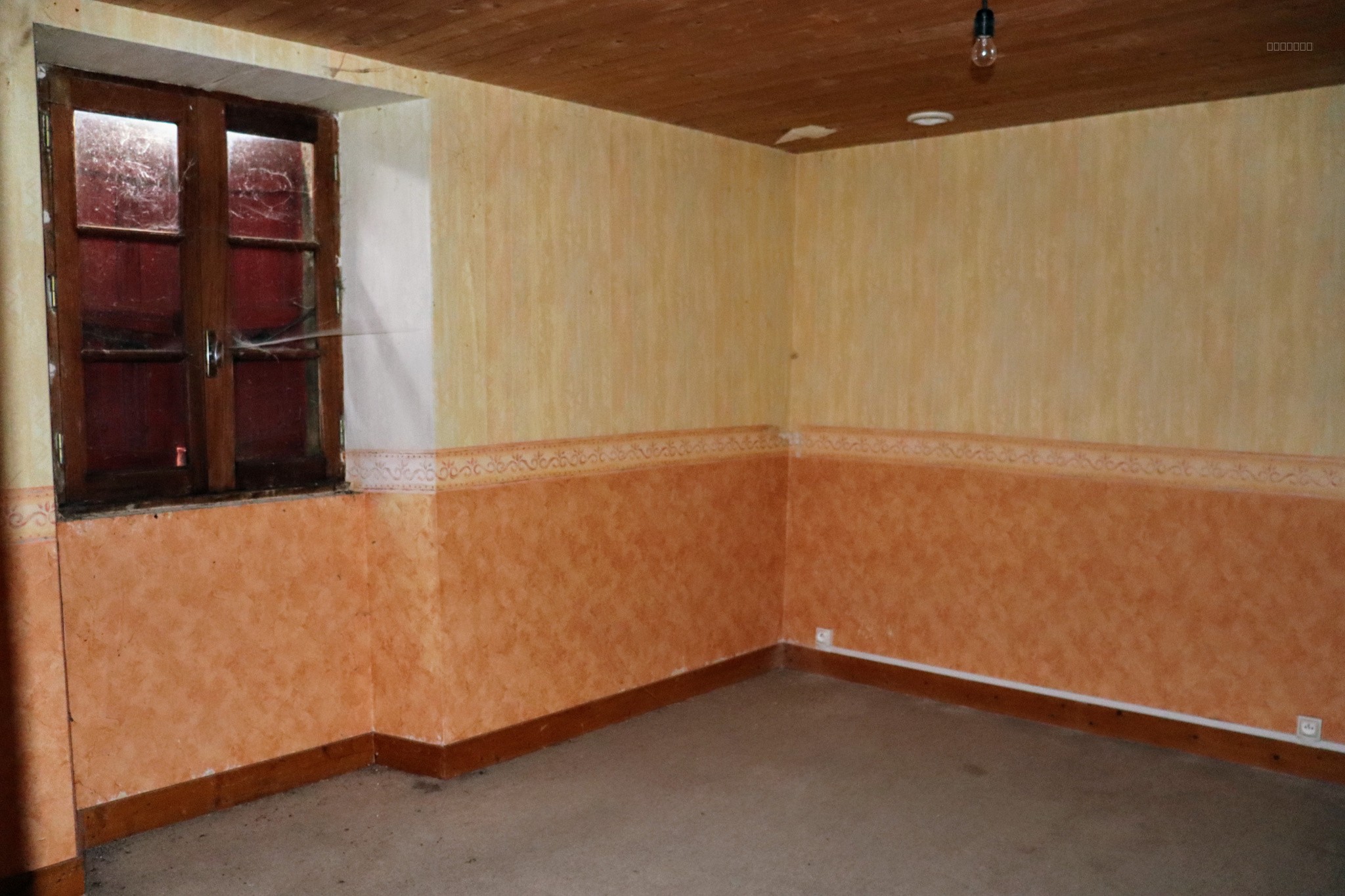 PRESIGNAC (87) - Propriété à rénover avec maison, bâtiments, et terrain de 6000m2 ! — photo 15