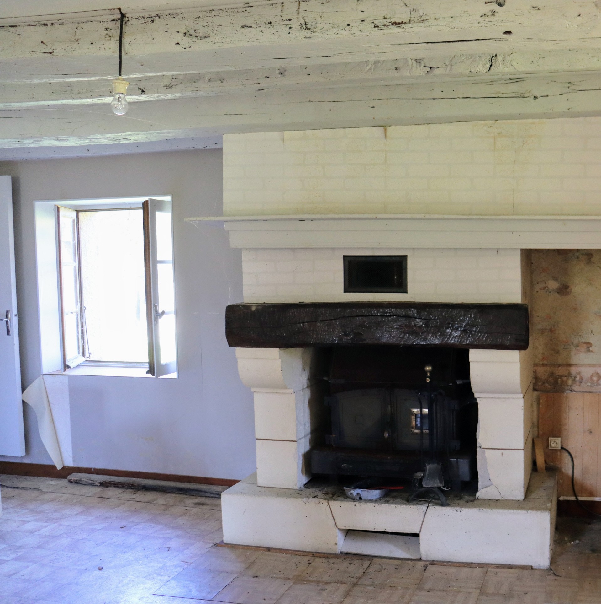 PRESIGNAC (87) - Propriété à rénover avec maison, bâtiments, et terrain de 6000m2 ! — photo 14