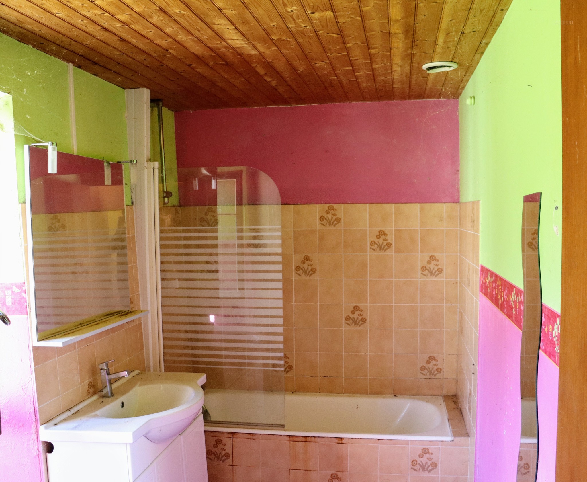 PRESIGNAC (87) - Propriété à rénover avec maison, bâtiments, et terrain de 6000m2 ! — photo 19