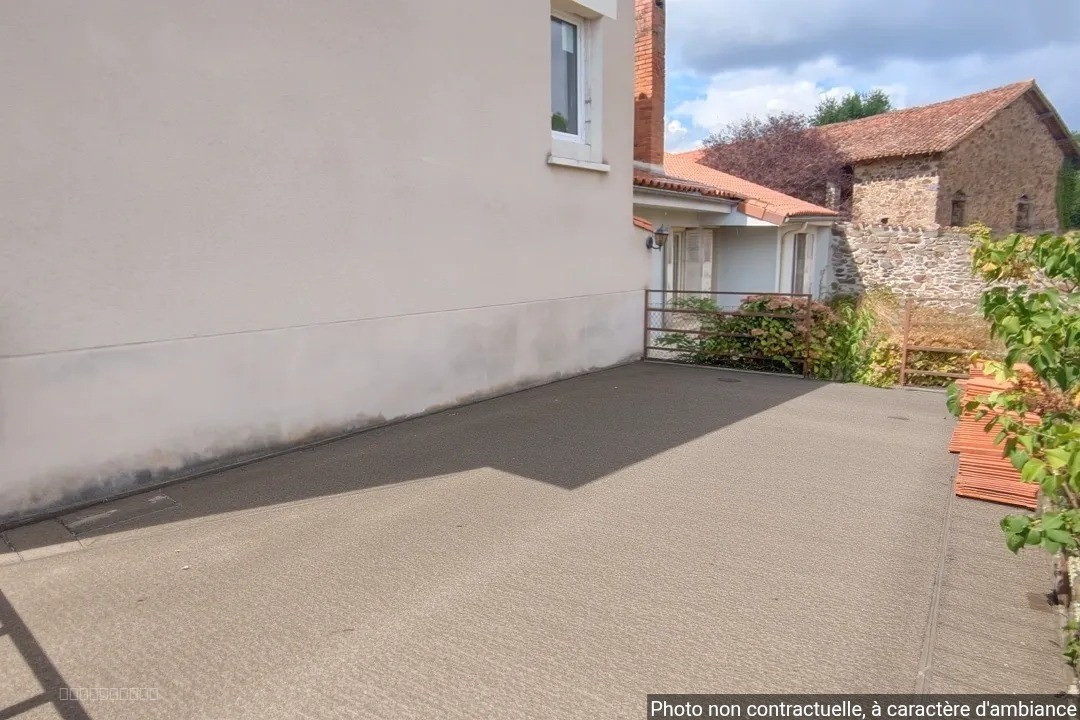 Propriété à rénover à Saint-Yrieix-sous-aixe — photo 10