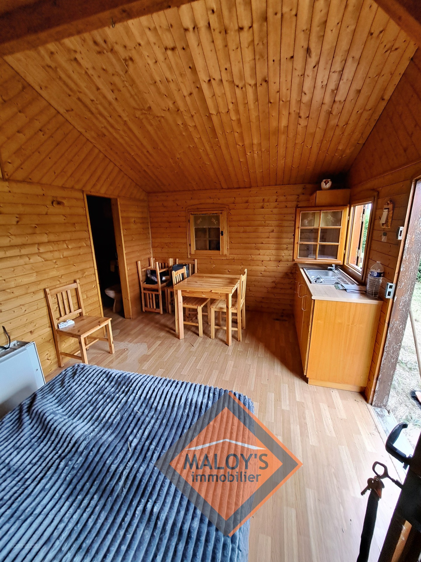 Terrain à vendre à l'Arbresle - 701m2 - Chalet aménagé et vue panoramique — photo 2