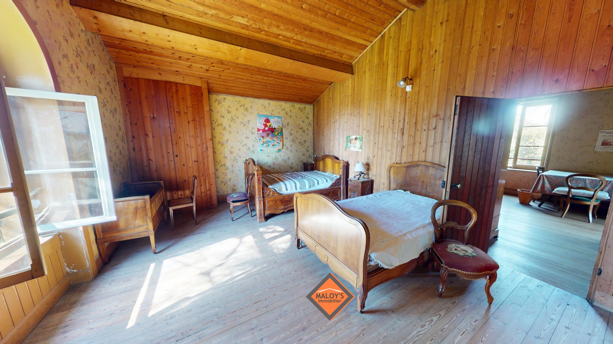 Maison de maître avec dépendances   Potentiel de 700 m2 habitables sur un terrain de plus de 5 300 m2 ! — photo 8