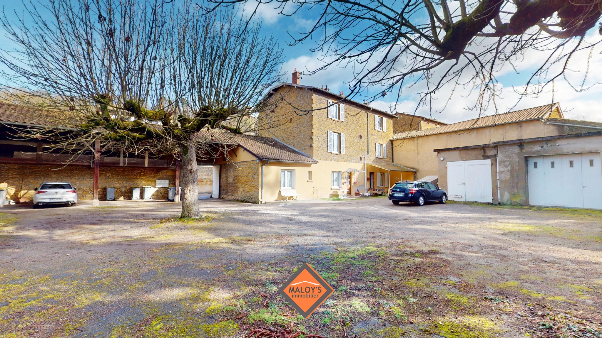 EXCLUSIVITE - À VENDRE   IMMEUBLE DE RAPPORT   6 APPARTEMENTS LOUÉS   285 m2 HABITABLES   PARC Arboré 3 271 m2 — photo 2