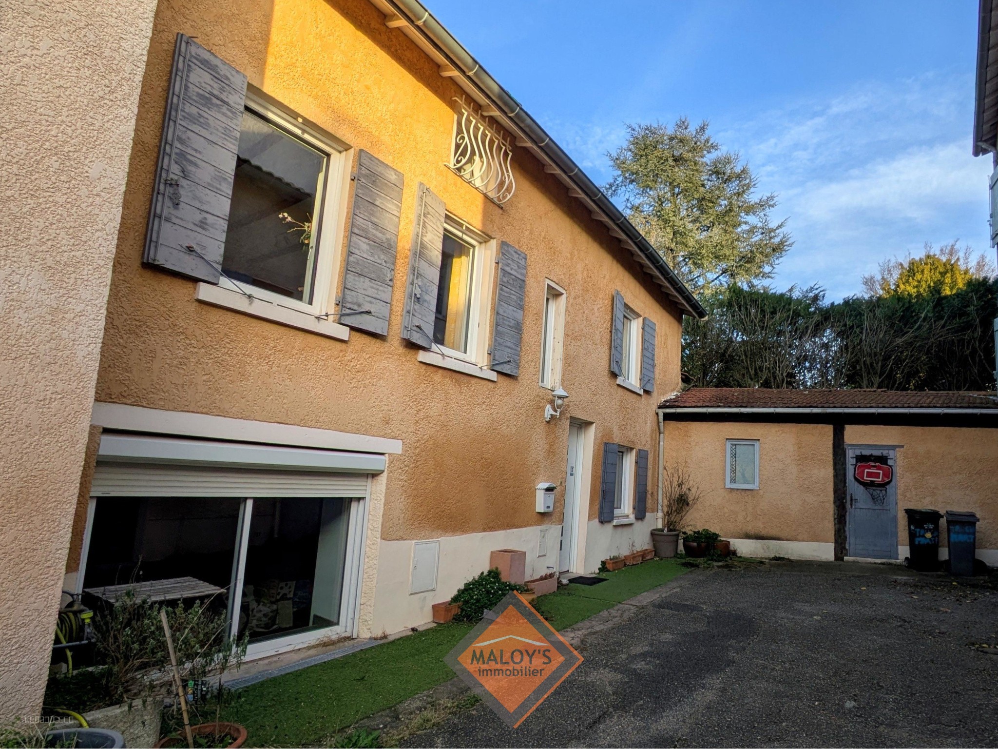 Maison 4/5 chambres - calme et vie de village - 143m2 au sol et remise 13m2 - Sainte-Foy-Lès-Lyon Centre — photo 2