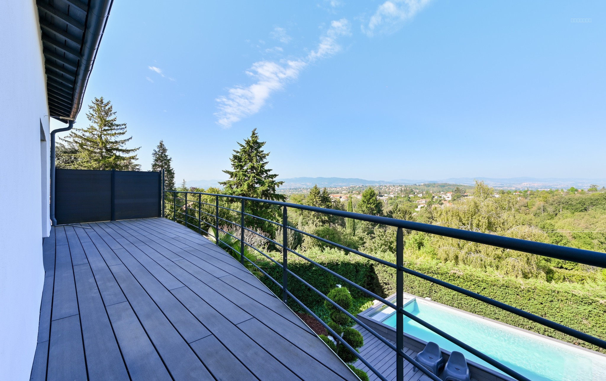 Villa moderne Saint-Didier-au-Mont-D'Or - 280m2 4 chambres - piscine jacuzzi vue dégagée — photo 3