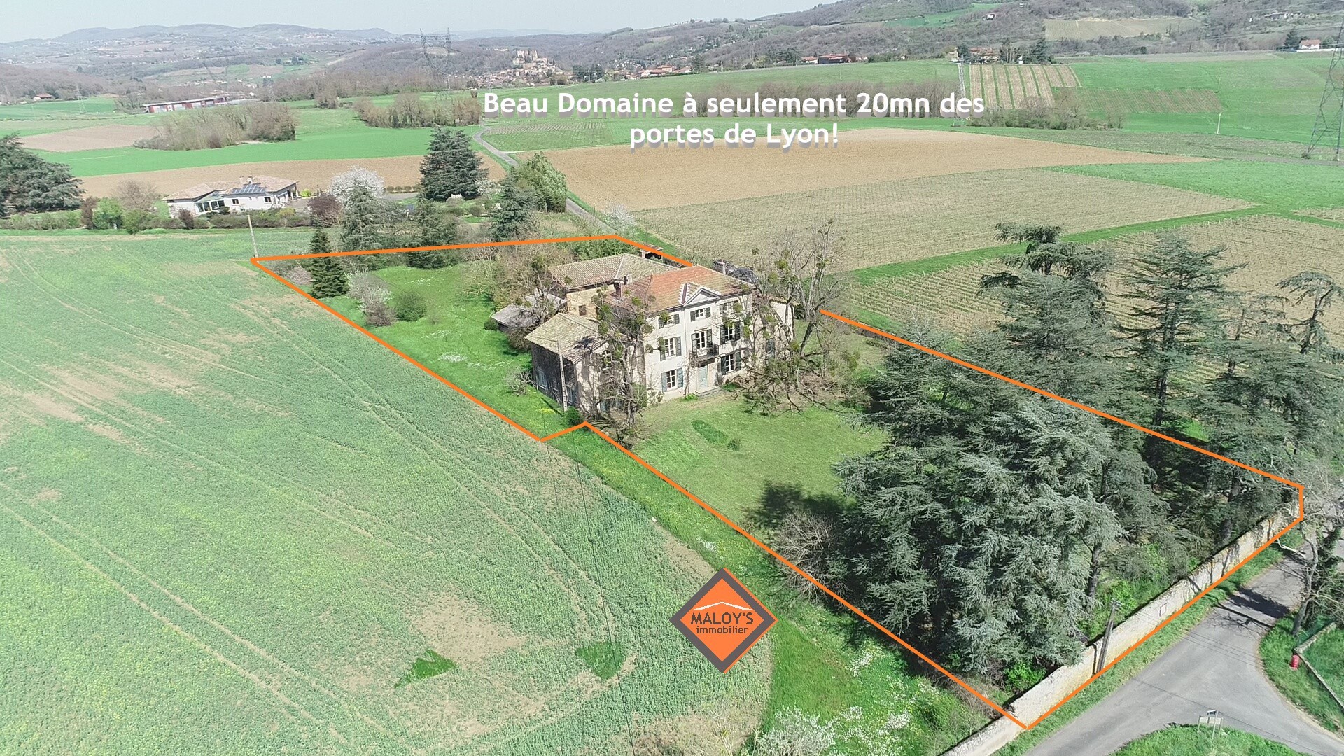Maison de maître avec dépendances   Potentiel de 700 m2 habitables sur un terrain de plus de 5 300 m2 ! — photo 3