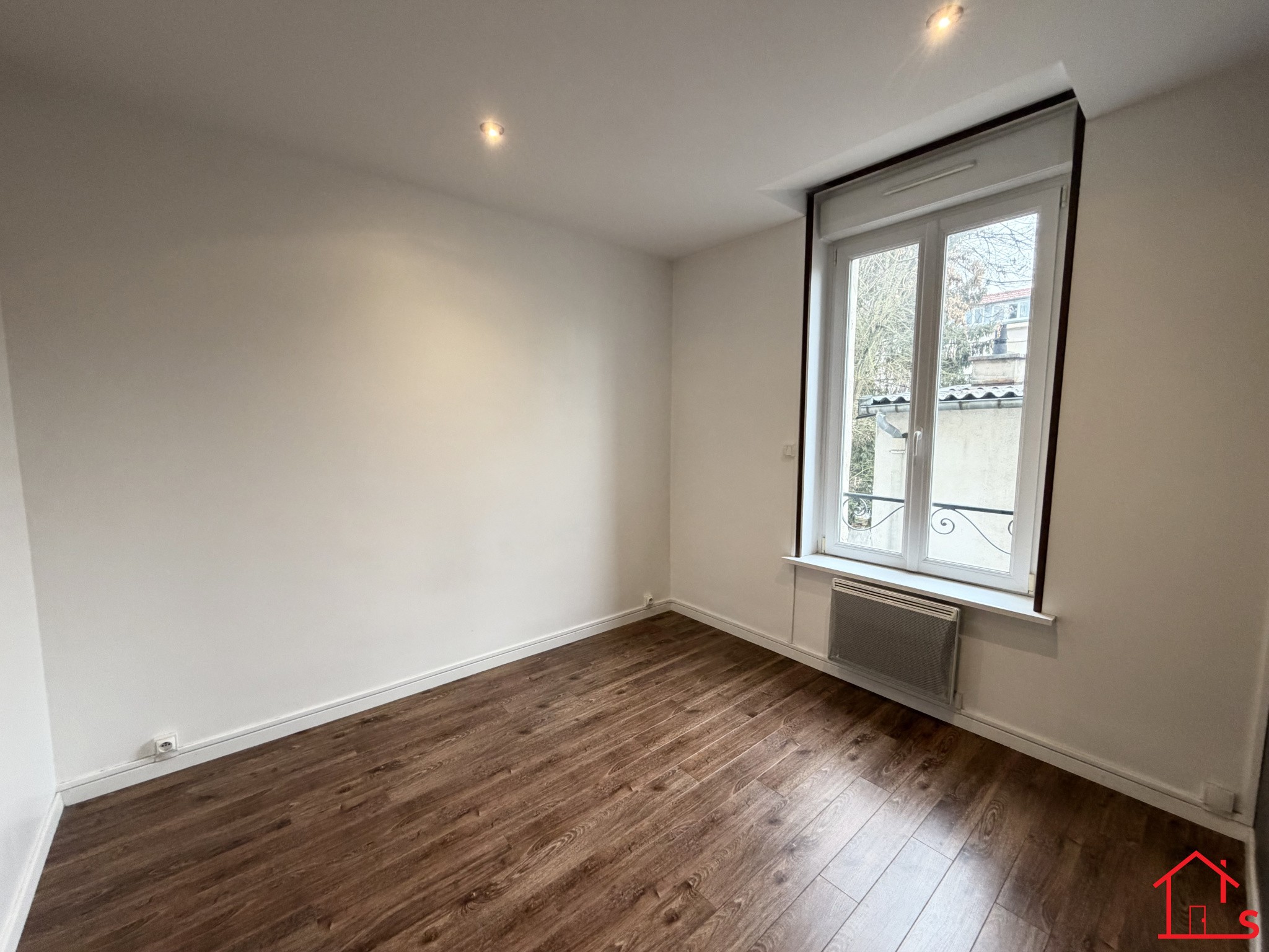 Appartement F2 - NANCY* — photo 6