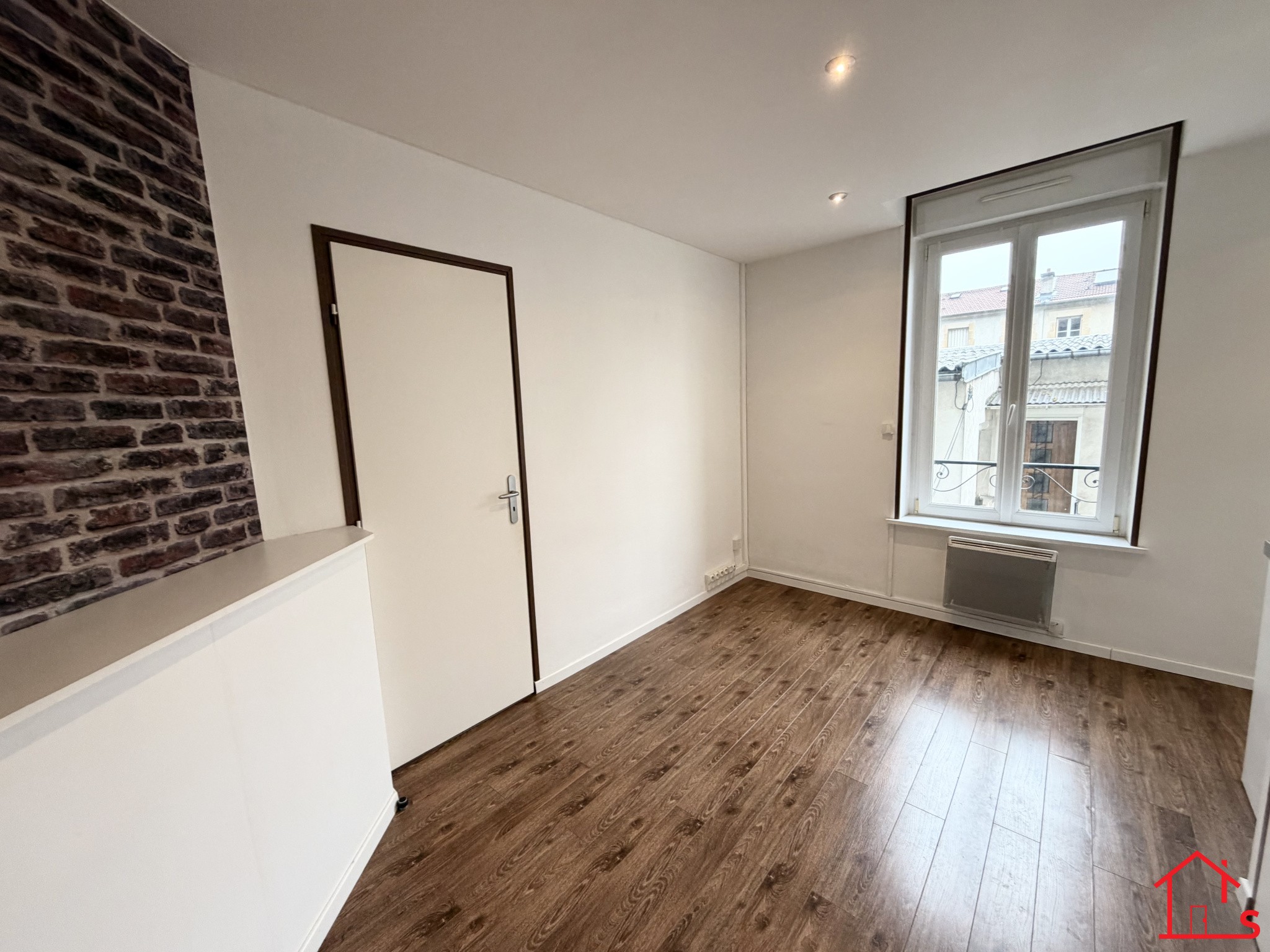 Appartement F2 - NANCY* — photo 2