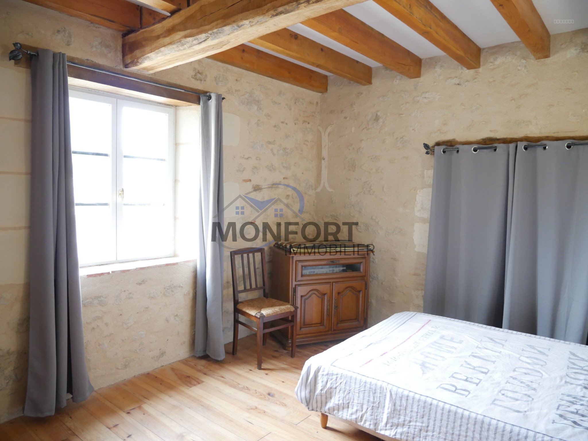 Maison en pierre — photo 11