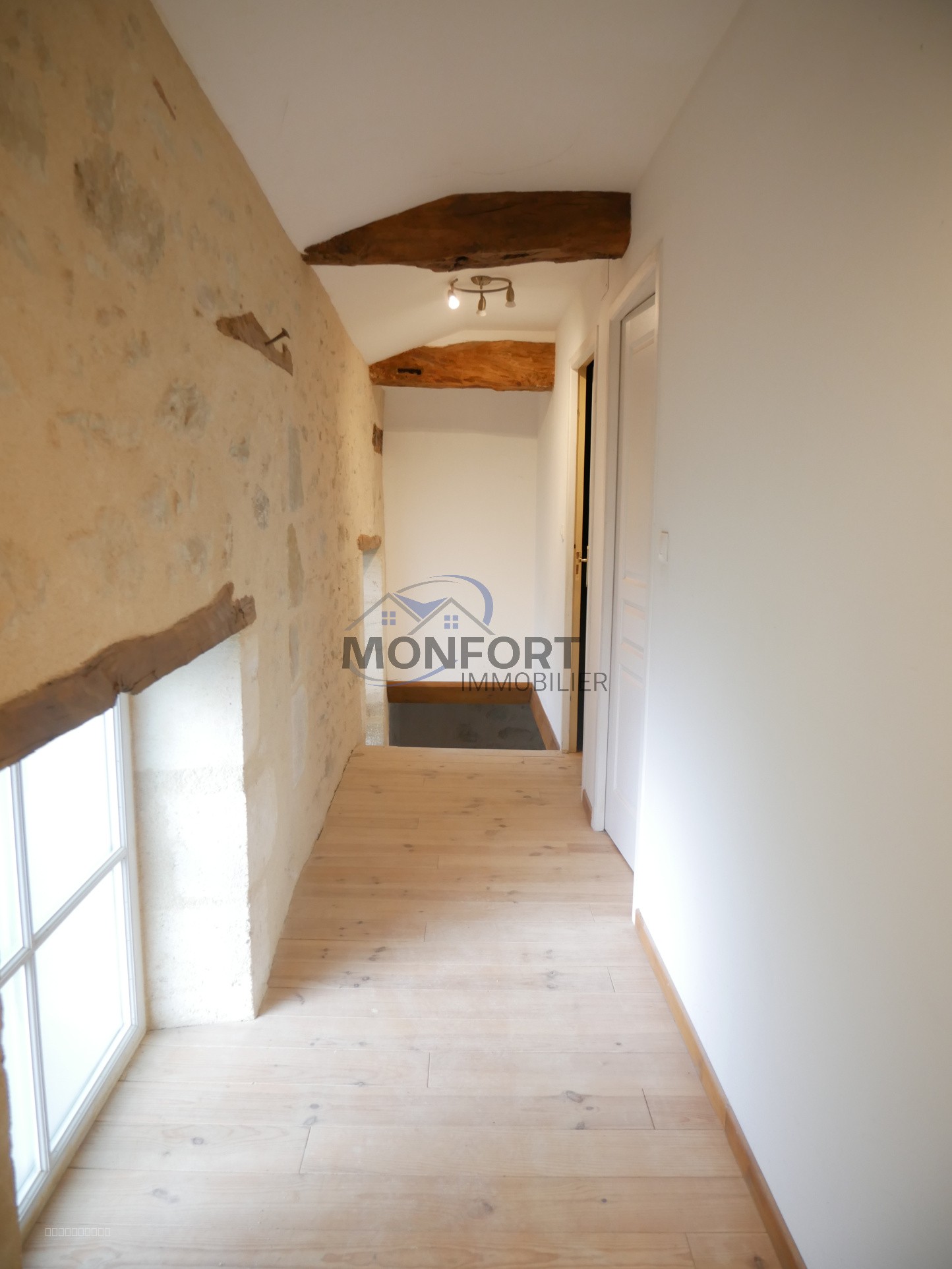 Maison en pierre — photo 10