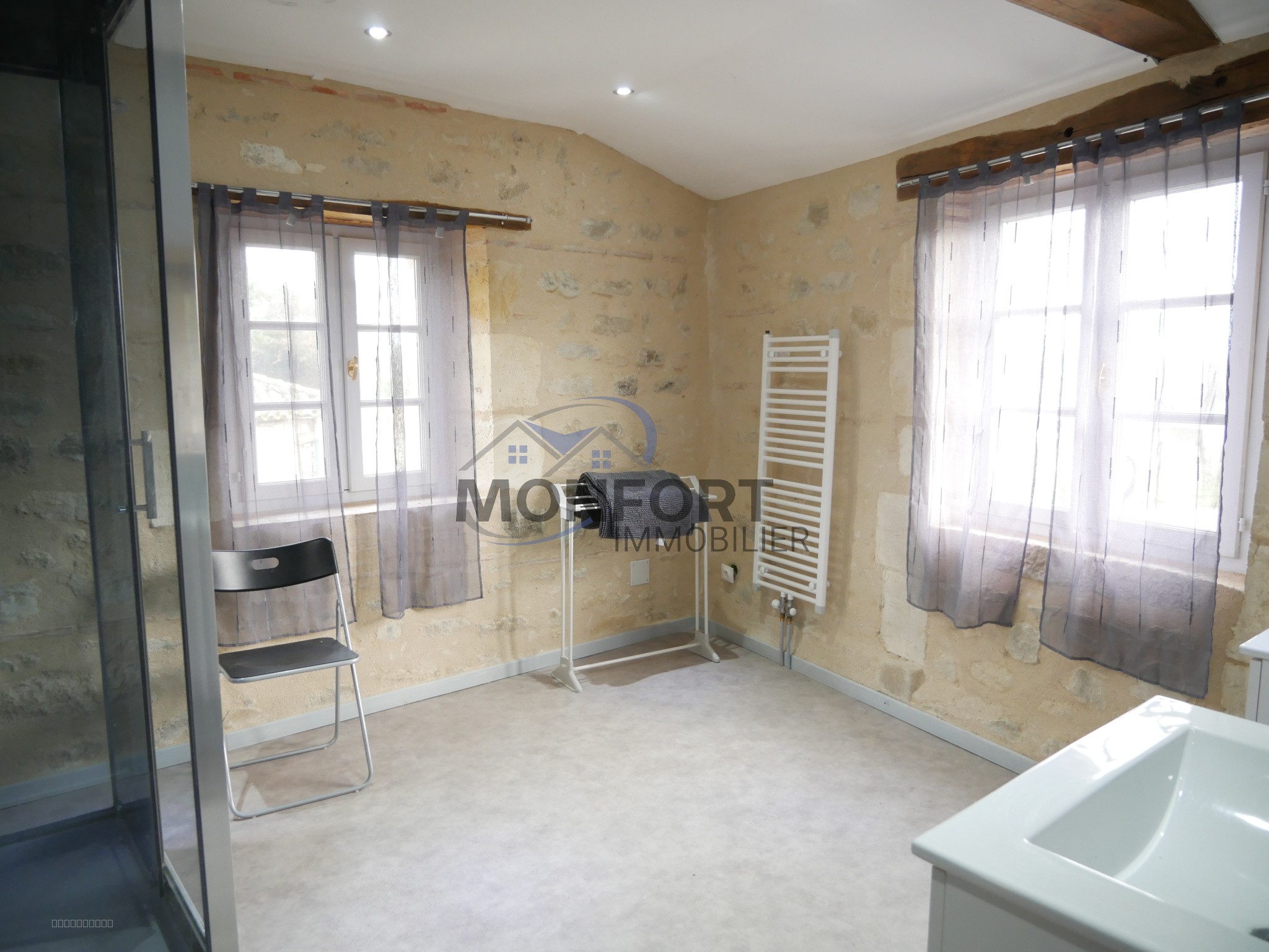 Maison en pierre — photo 12
