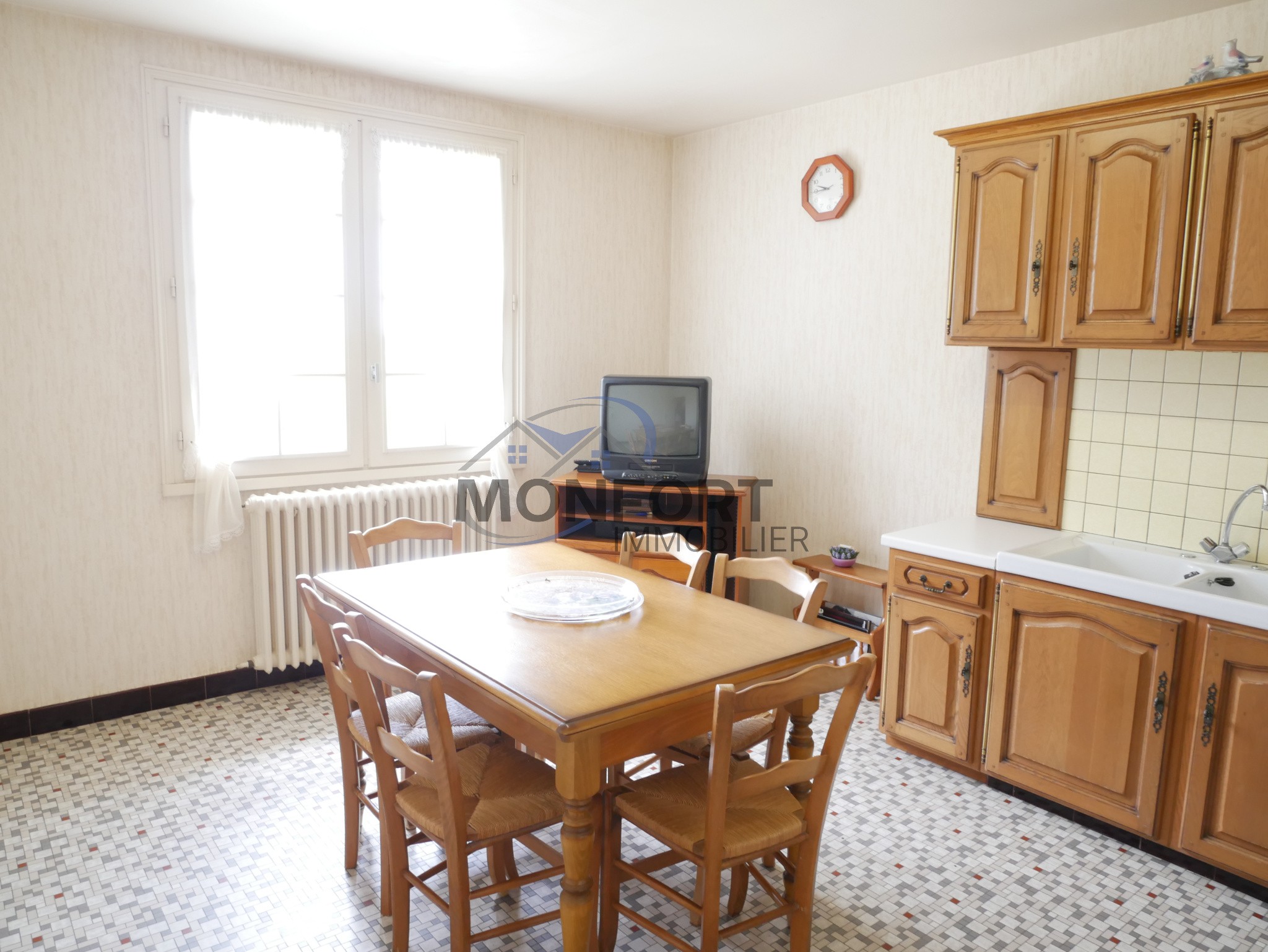 Propriété composée de plusieurs maisons — photo 6
