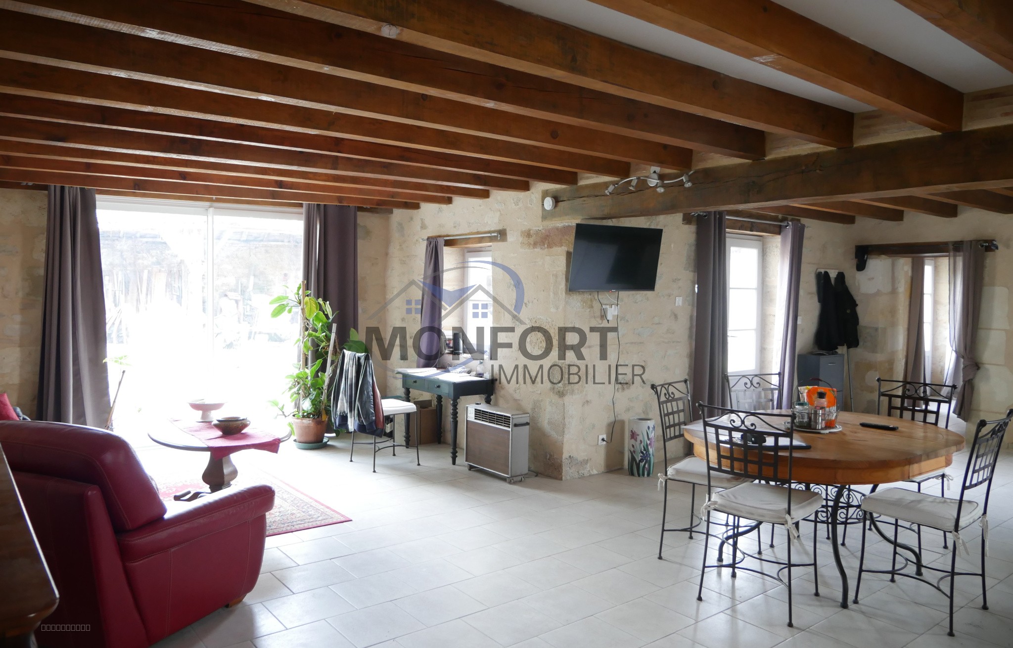 Maison en pierre — photo 6