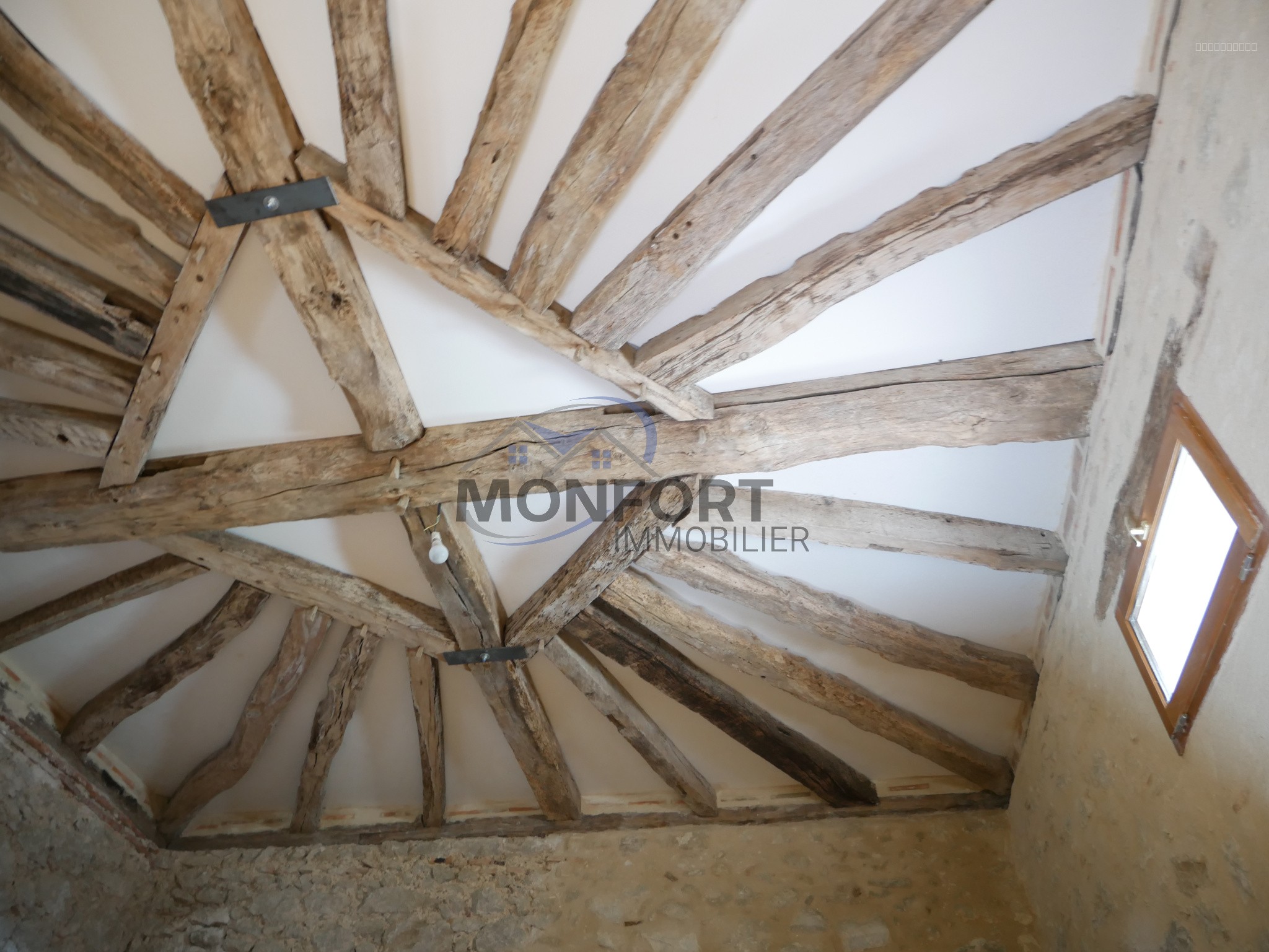 Maison en pierre — photo 15