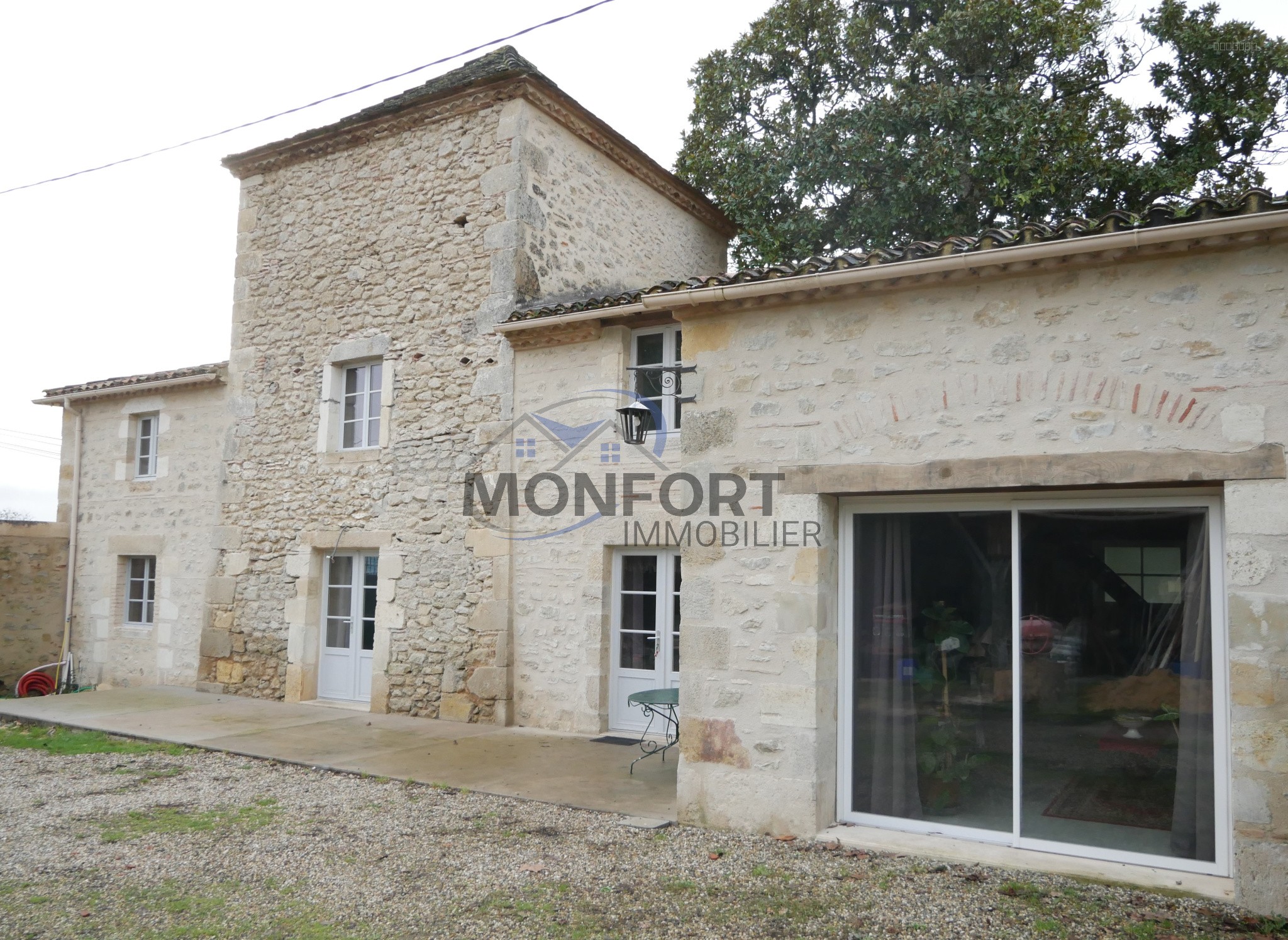 Maison en pierre — photo 3