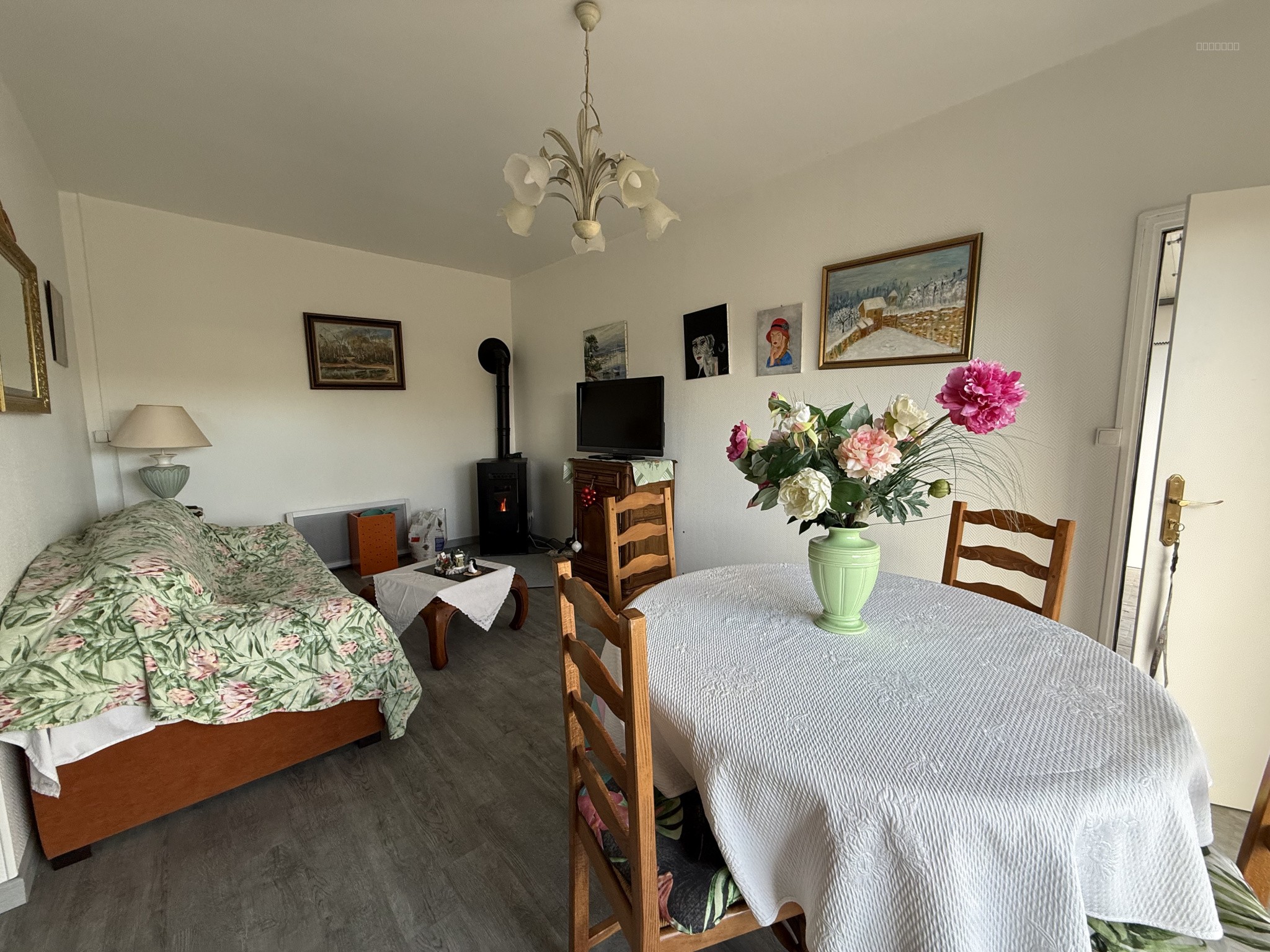 Ensemble immobilier - Selles-Saint-Denis — photo 13
