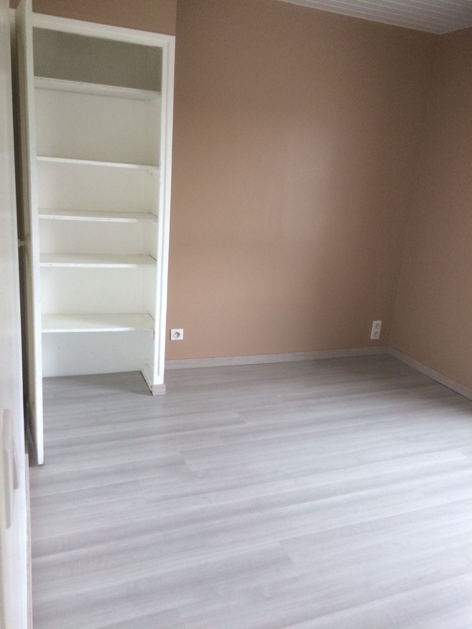 Immeuble à Montaignac-sur-doustre en CORREZE — photo 6