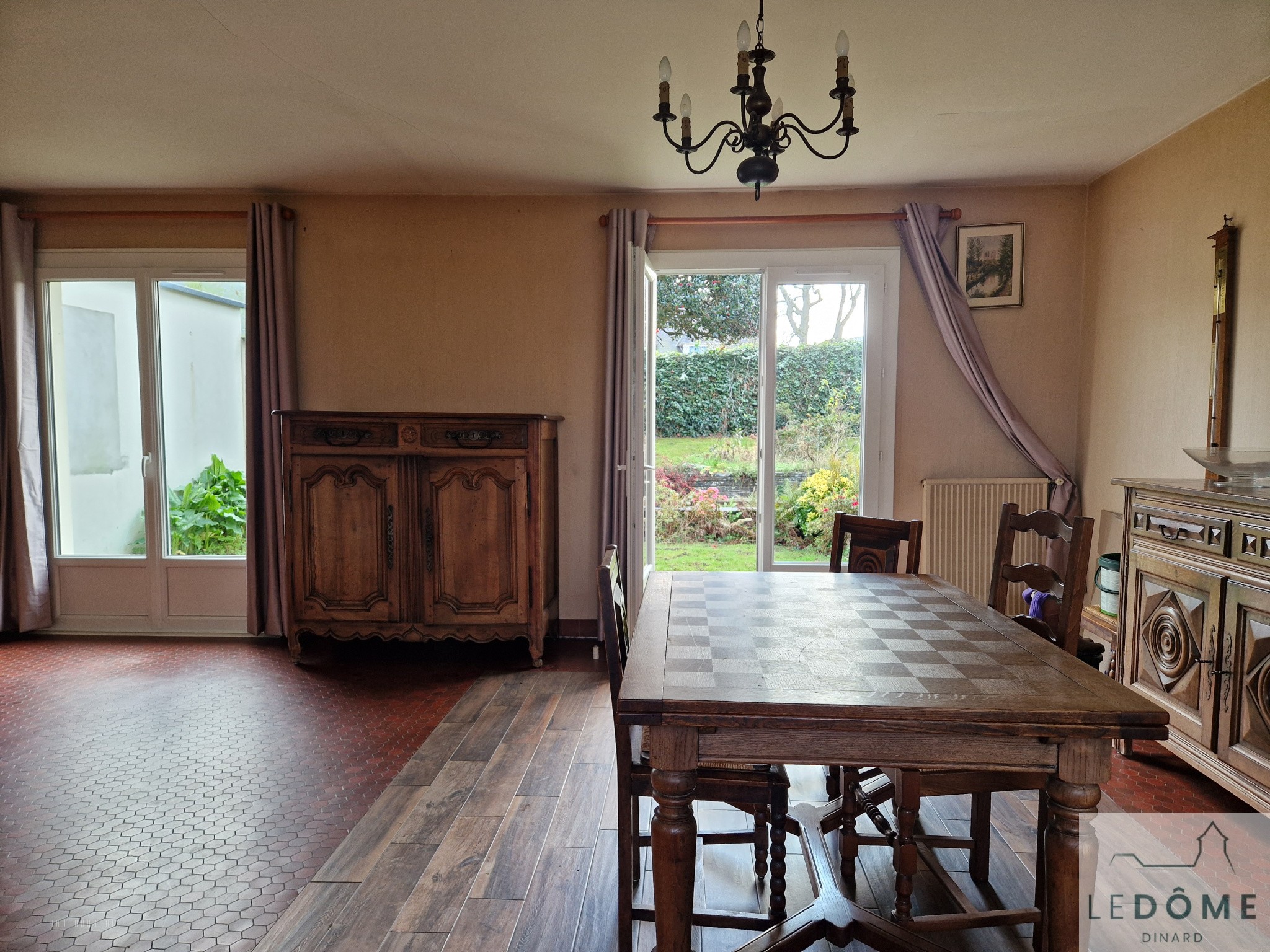 Maison à vendre à Dinard Saint-Énogat Grande maison de plain pied avec jardin — photo 8