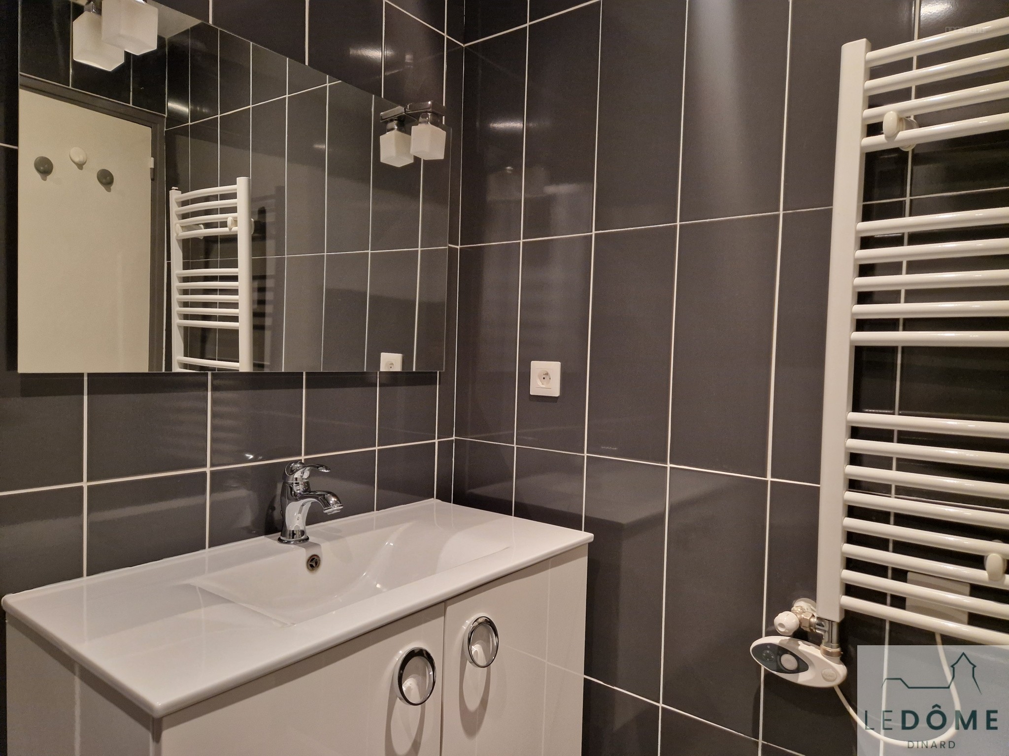 Proche plage appartement type 2 à vendre à Dinard hyper centre ville — photo 7