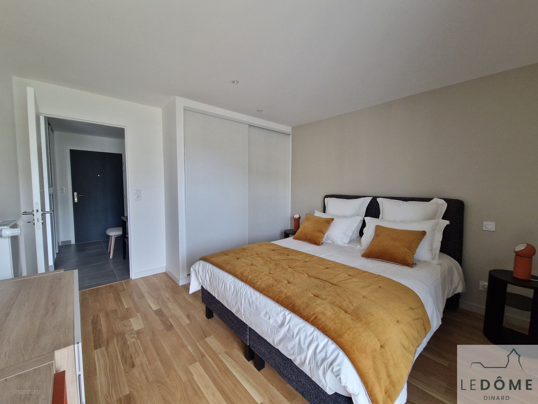Appartement à vendre à Dinard en exclusivité Type 2 avec balcon Ouest ascenseur et garage — photo 4