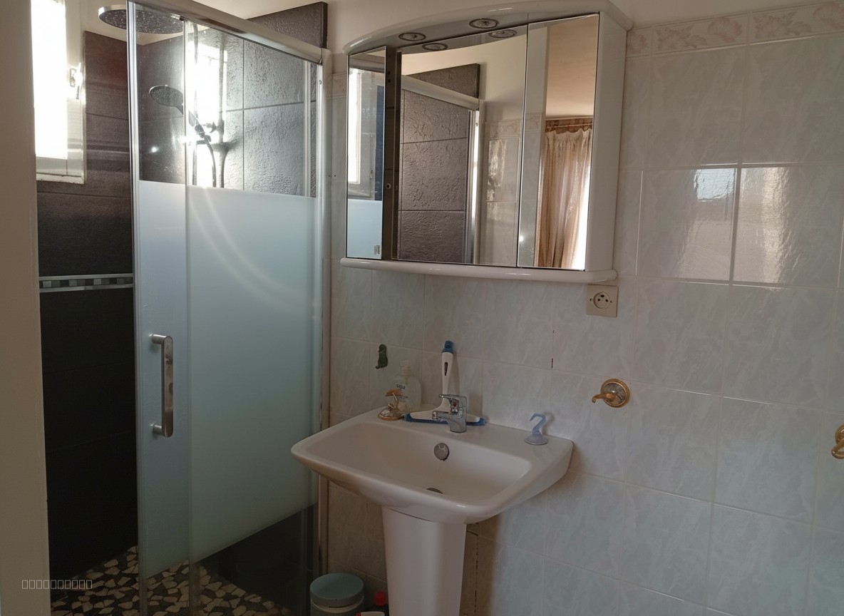 SAINT LAURENT DE LA SALANQUE Villa 3 Faces de 124m2 à 265000€ — photo 16