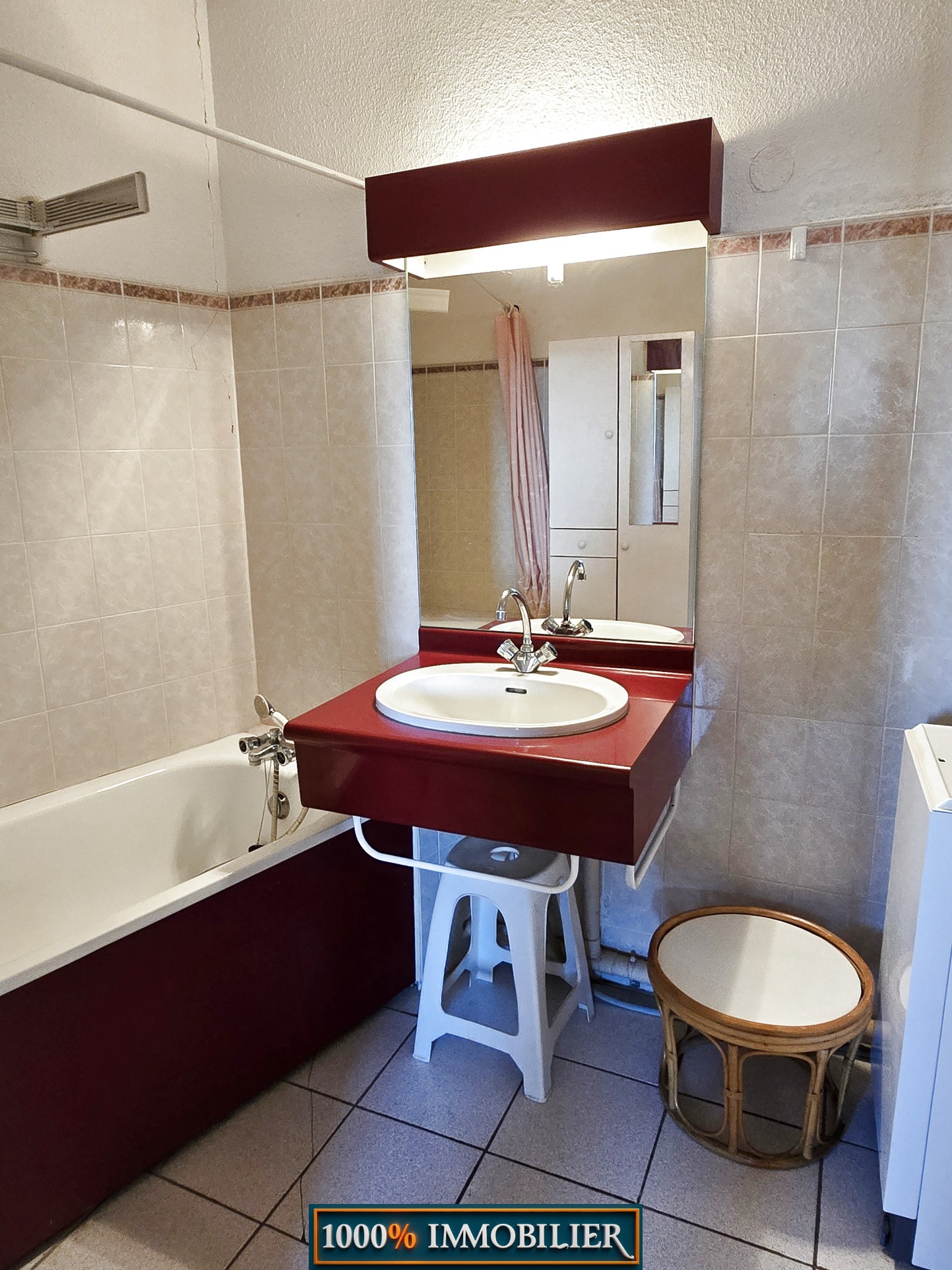 Appartement T3 avec terrasse, place de parking, ascenseur et piscine — photo 8