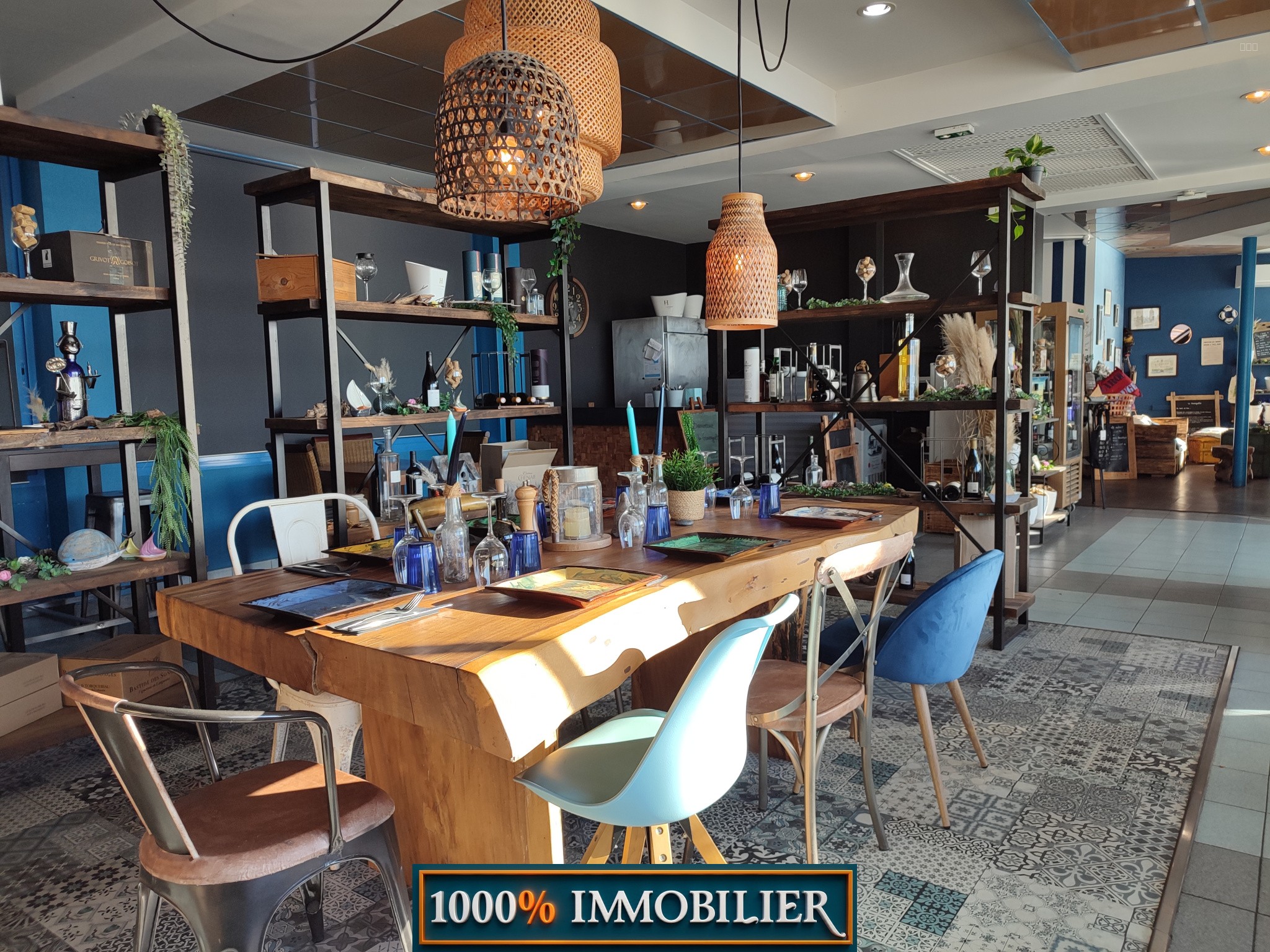 FONDS DE COMMERCE RESTAURANT 460 M2  + LICENCE IV + TERRASSES — photo 9