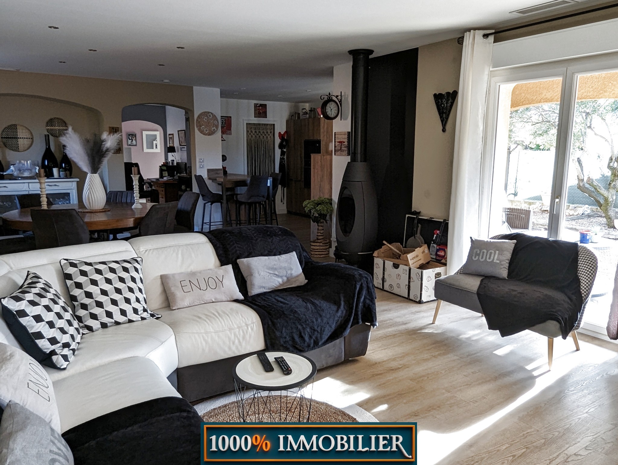 Belle villa de plain pied avec piscine — photo 12