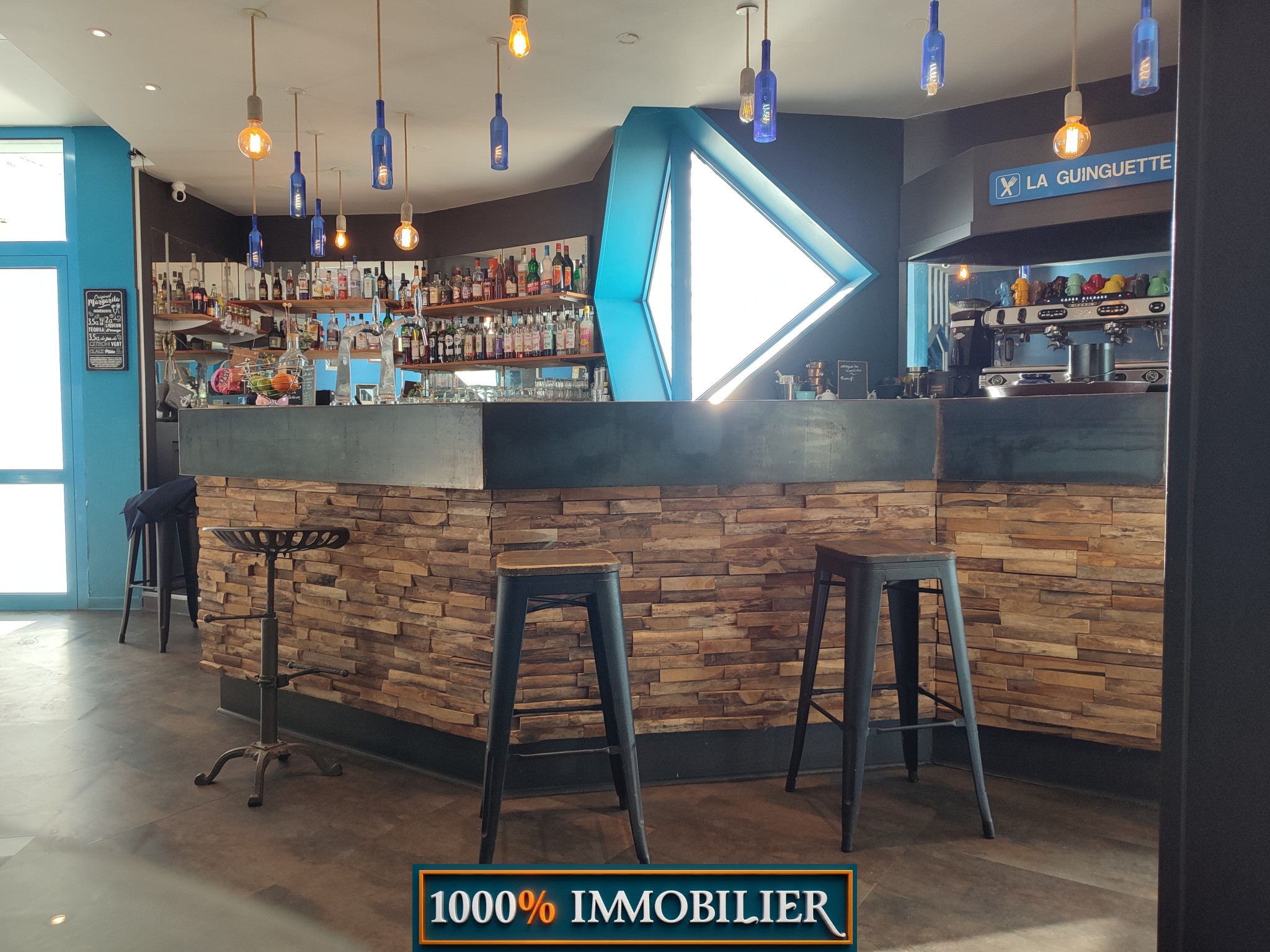 FONDS DE COMMERCE RESTAURANT 460 M2  + LICENCE IV + TERRASSES — photo 14