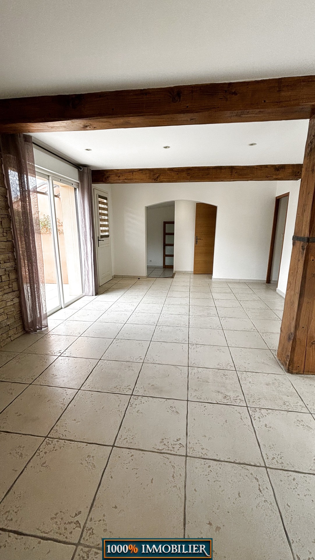 Villa de plain pied en 4 faces — photo 11