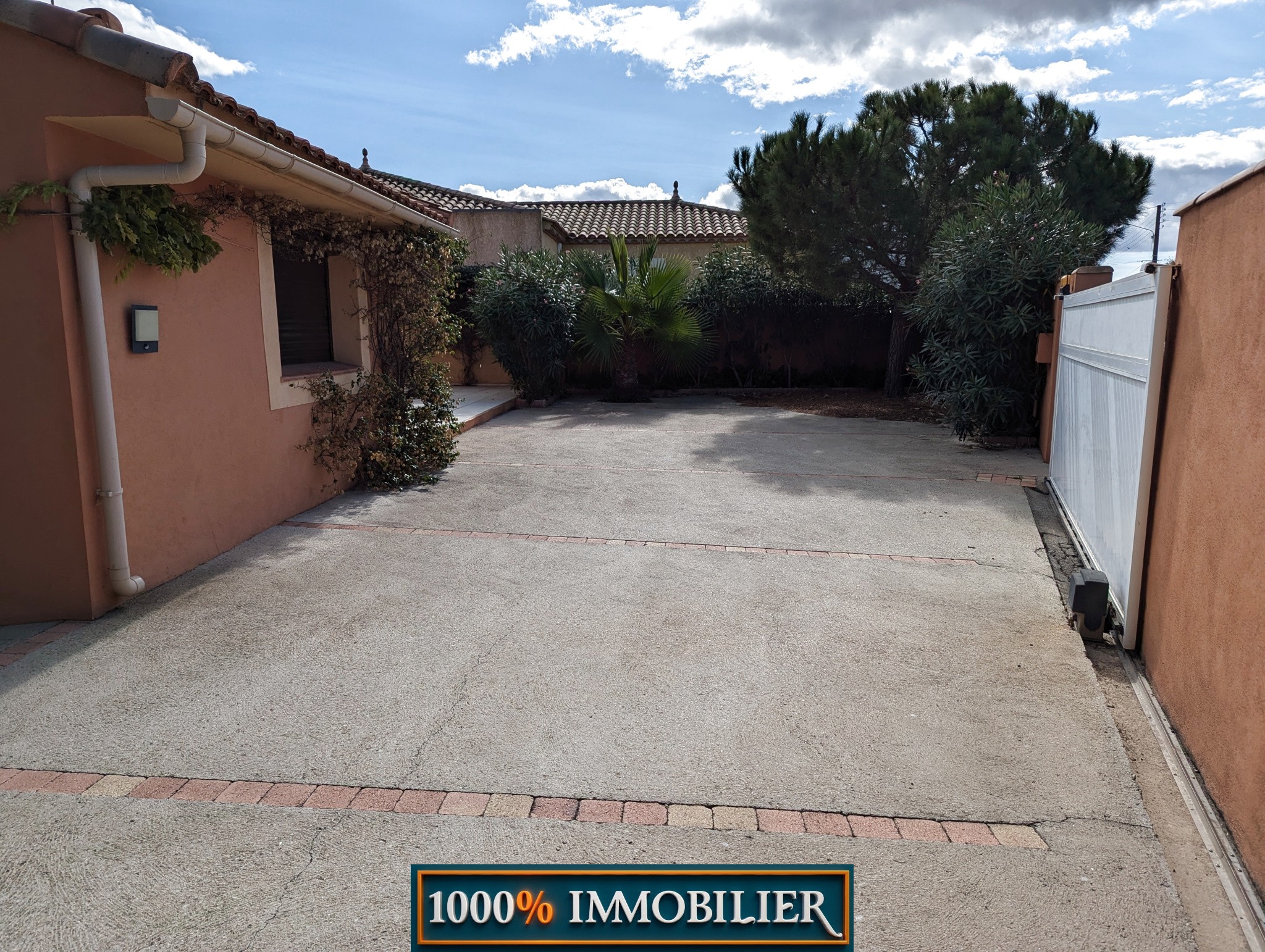 Villa de plain pied en 4 faces — photo 12