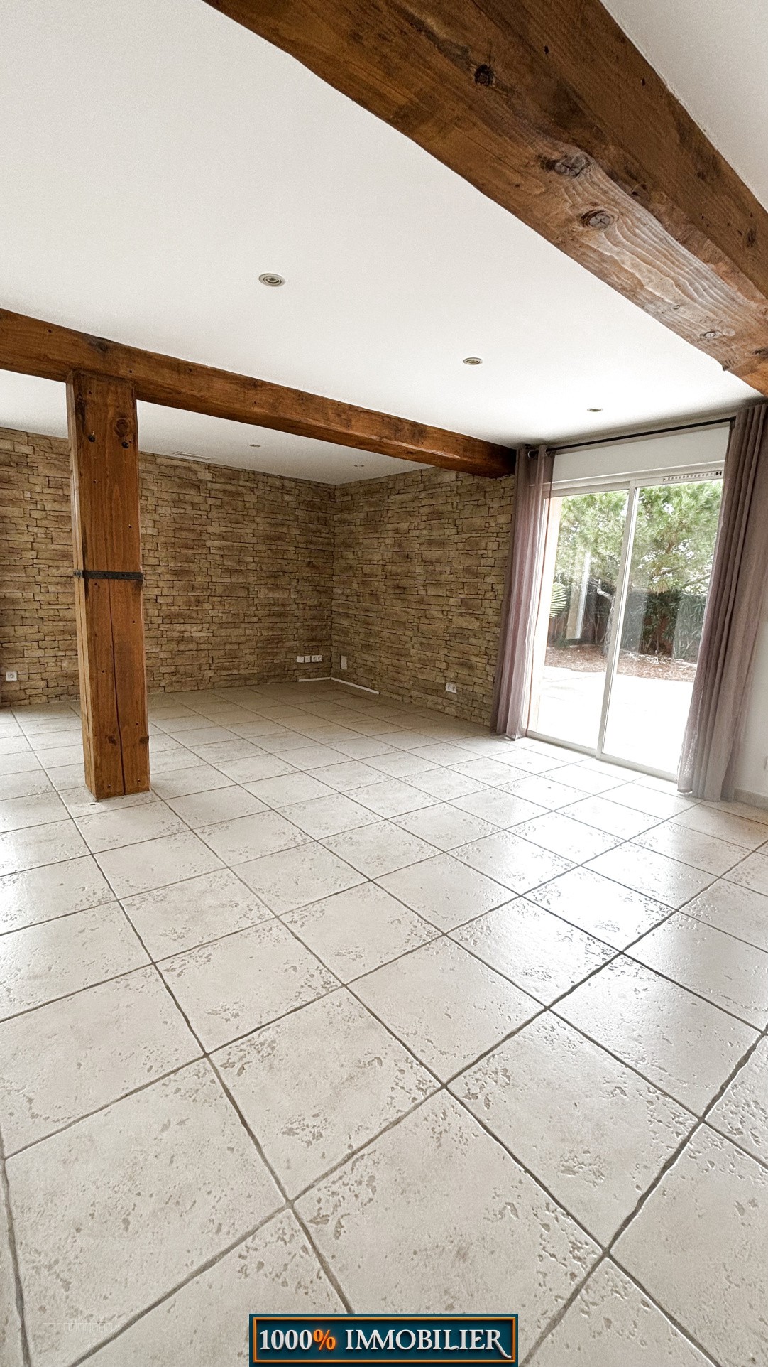 Villa de plain pied en 4 faces — photo 2