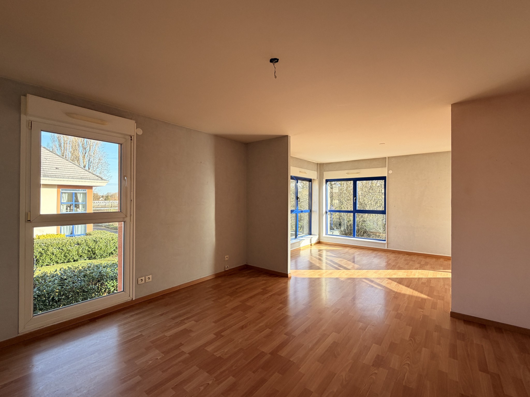 Appartement F3 Balcon, Terrasse, Garage et Parking — photo 4