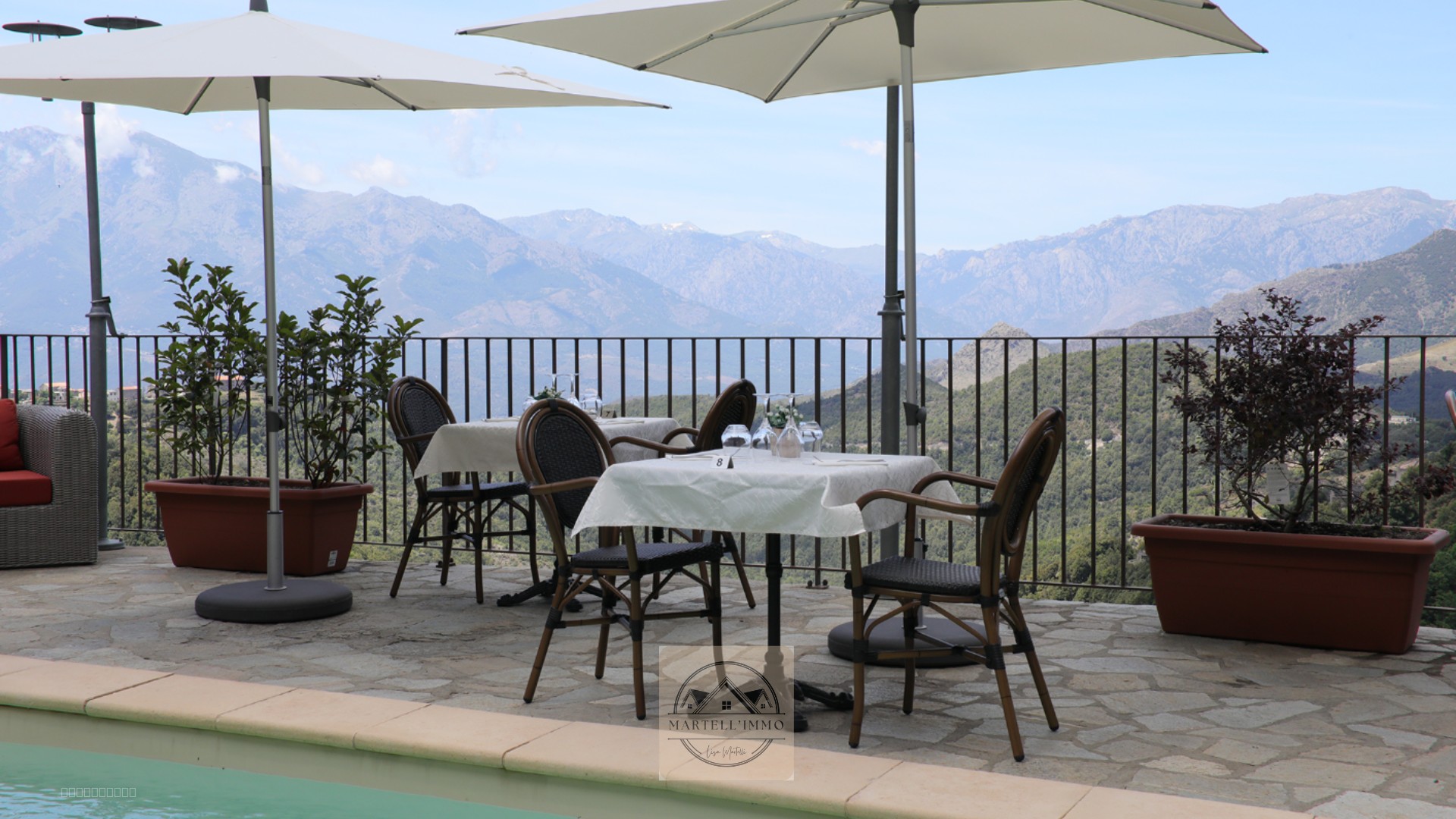 Propriété de caractère avec vue montagne   296,51 m2 habitables sur 598,02 m2 bâtis et 1 675 m2 de terrain — photo 14