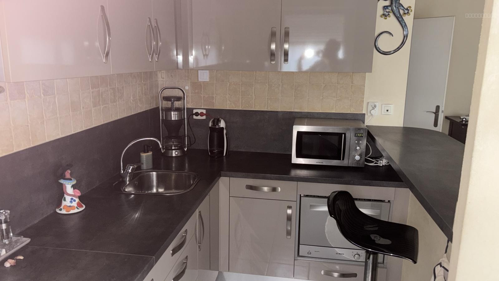 Appartement T3/F3 de 59 m2, Proche Bezon — photo 3