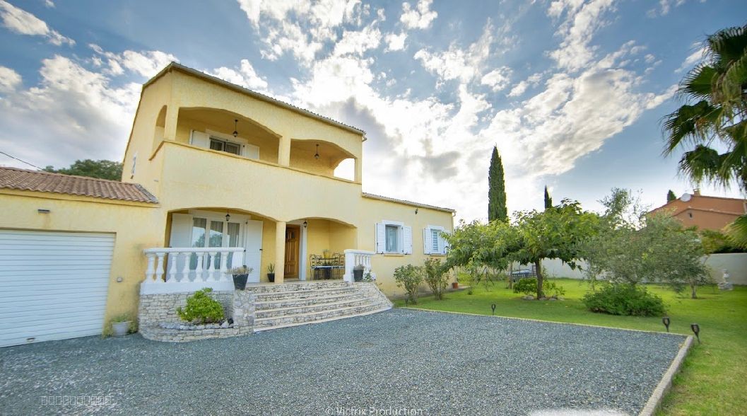 Très belle maison de 159 m2 avec piscine, et garage de 31 m2 — photo 2