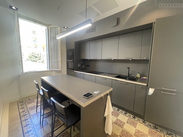Appartement F3 meublé dans le centre ville de Bastia — photo 3