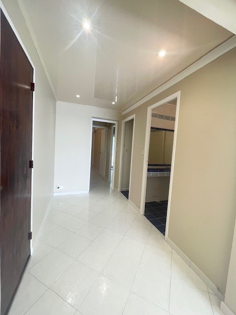 PIETRANERA  Appartement F2 vide avec terrasse et vue mer — photo 2