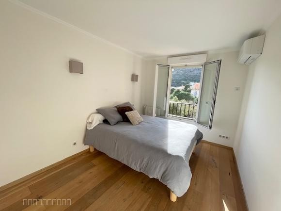 Bastia quartier Préfecture Appartement F5 avec garage — photo 8