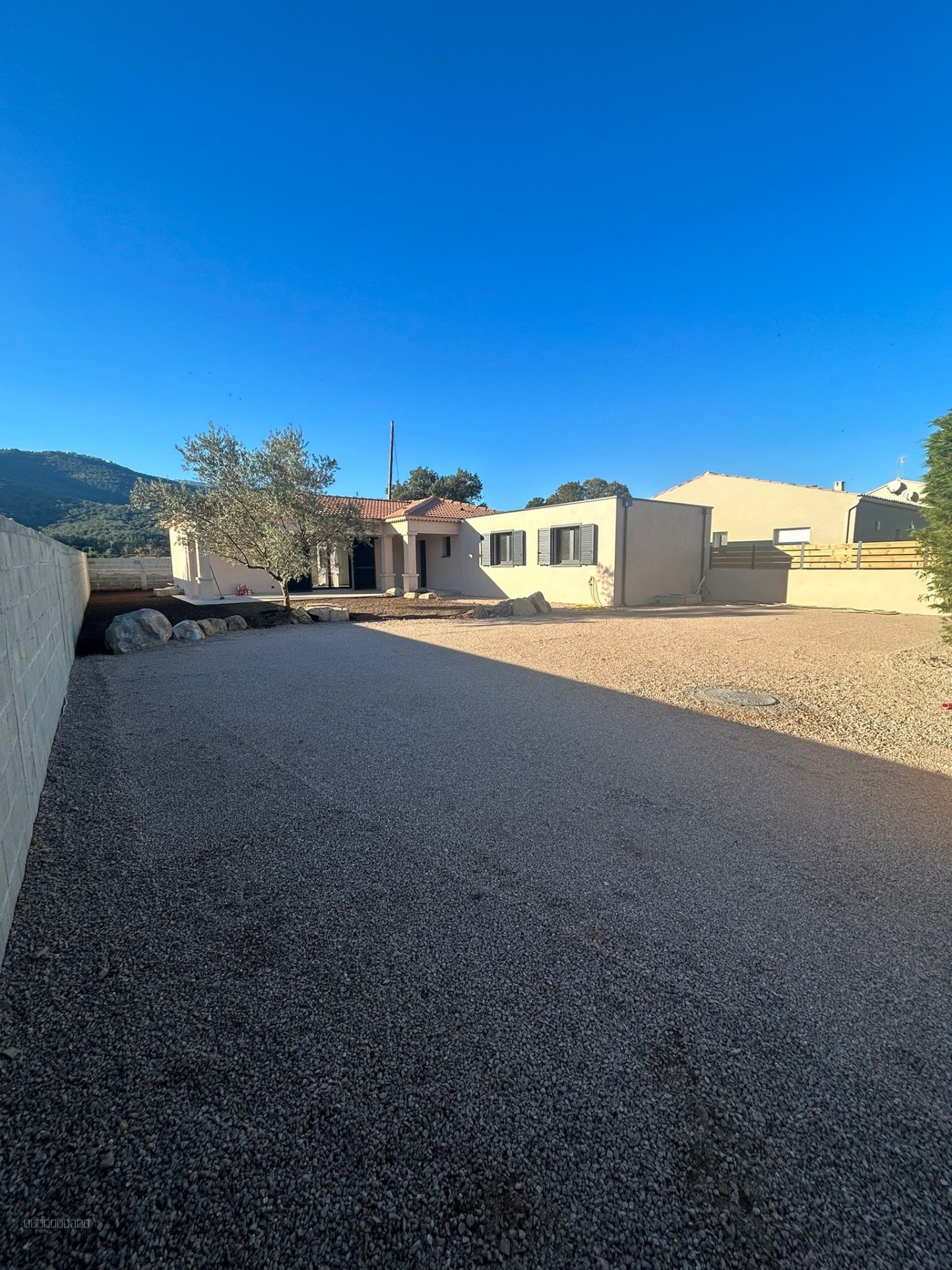 Belle maison vue montagne de 94 m2 avec 2 terrasses et terrain de 516 m2 à PRUNELLI DI FIUMORBU — photo 10