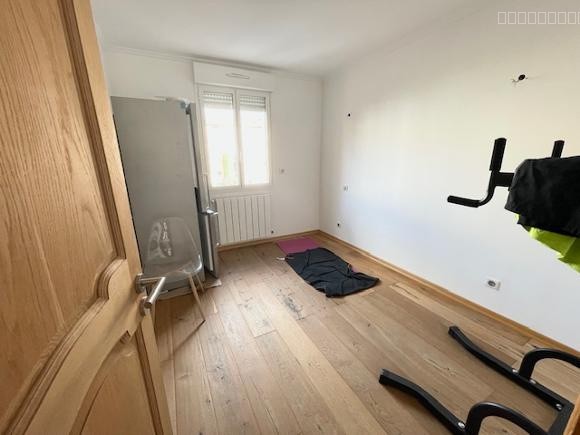 Bastia quartier Préfecture Appartement F5 avec garage — photo 9