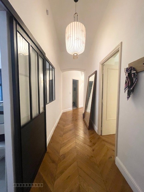 Bastia centre ville Superbe Appartement F4 rénové — photo 6