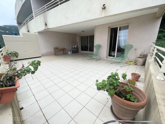 SUR LES HAUTEURS DE BASTIA BEAU T3 AVEC TERRASSES VUE MER — photo 2