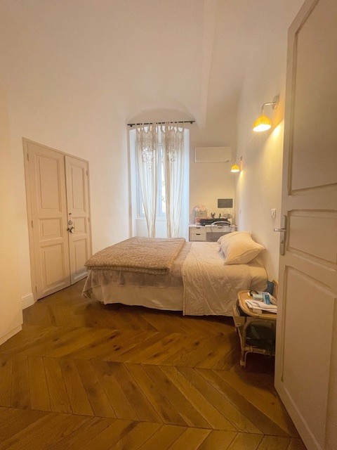 Bastia centre ville Superbe Appartement F4 rénové — photo 13