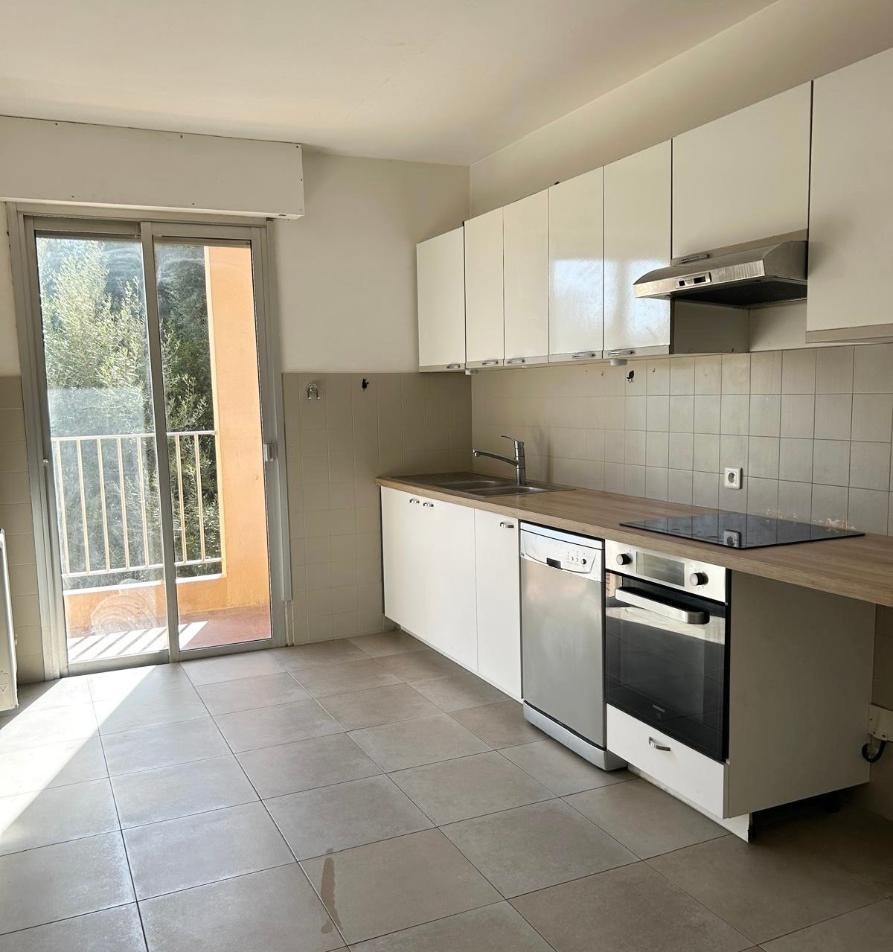 BEL APPARTEMENT T4 AVEC TERRASSE ET VUE MER, A TOGA — photo 4