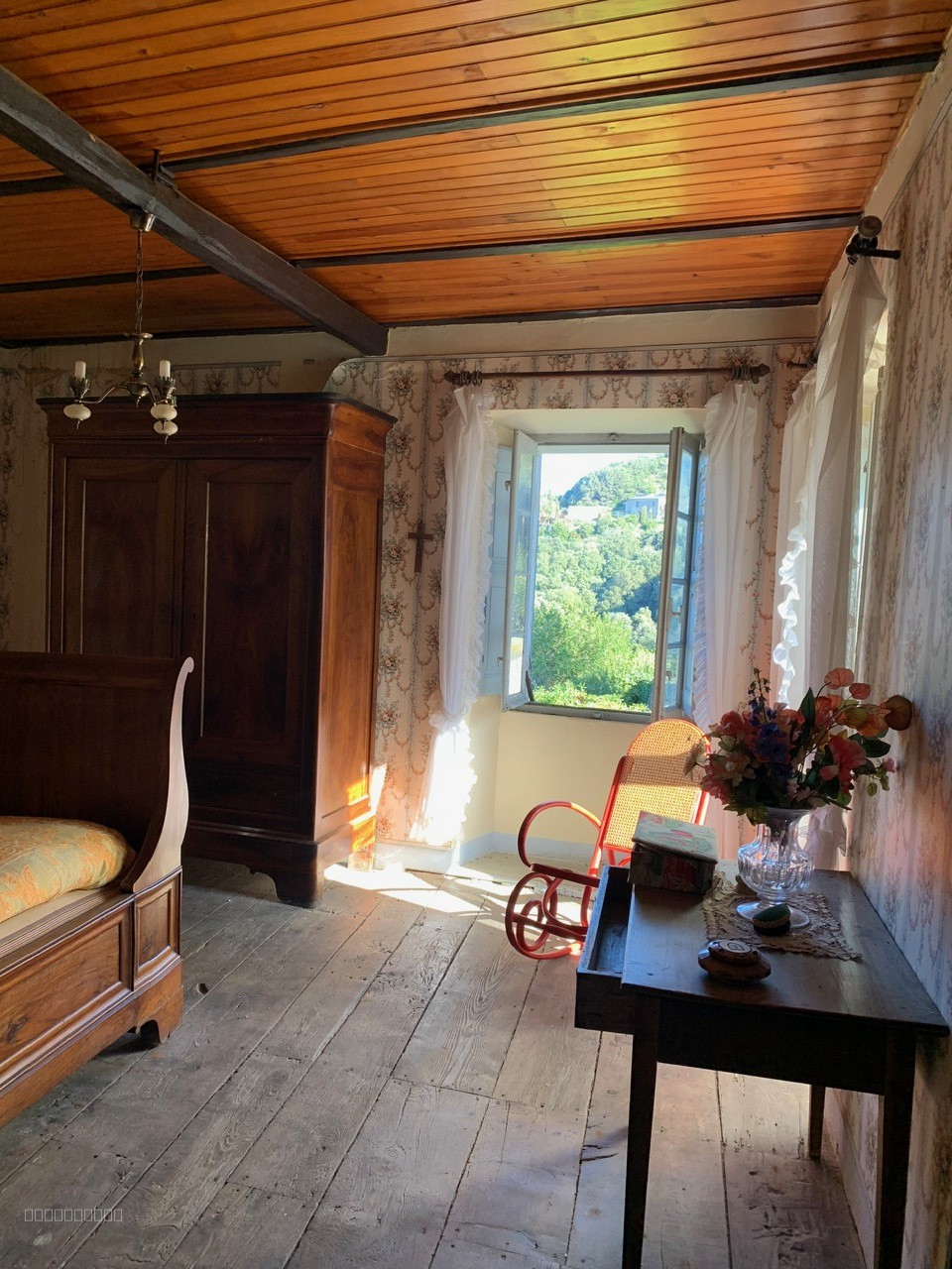 CAP CORSE - PINO Grande Maison 234 m2 avec vue mer et jardin — photo 8