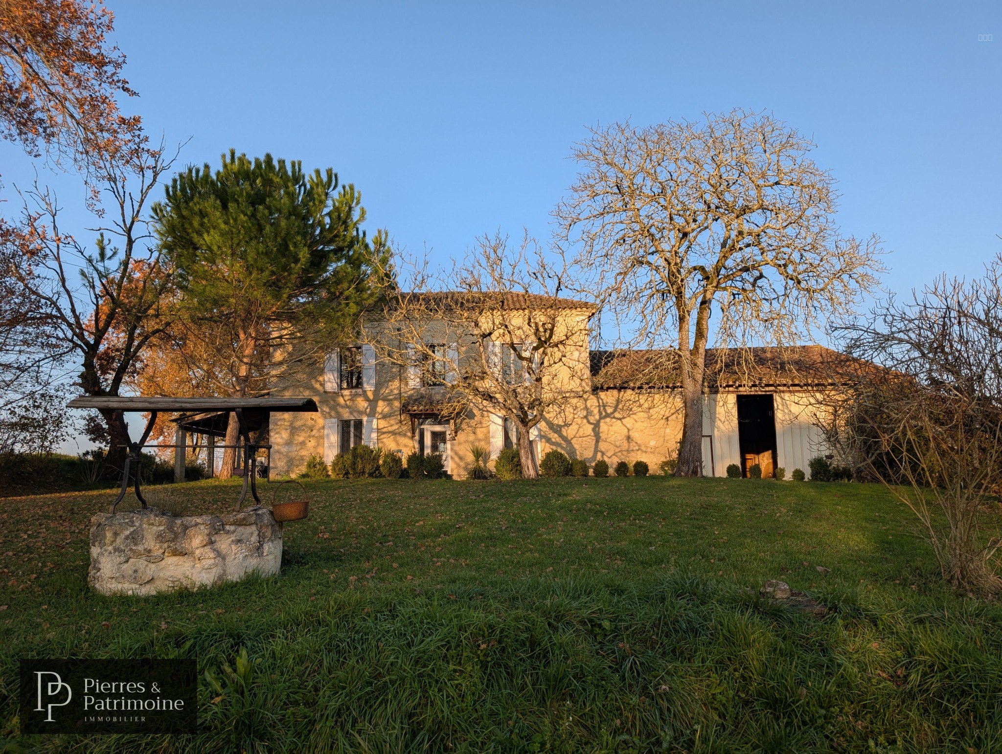Propriété avec gîte et dépendances sur 2ha — photo 3