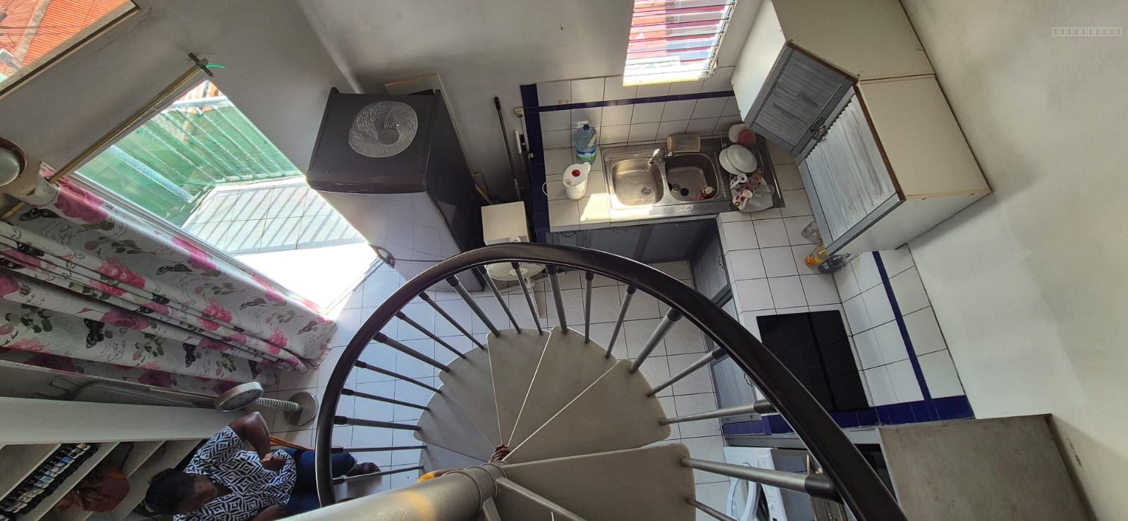 APPARTEMENT F2 MEZANINE - FORT DE FRANCE — photo 3